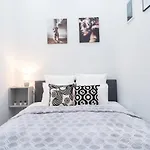 New Spacious At Superb Location شقة *
