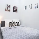 شقة New Spacious At Superb Location بودابست