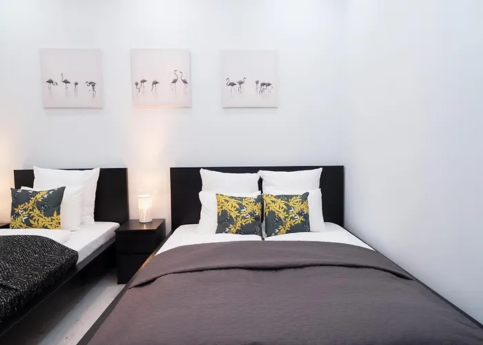 New Spacious At Superb Location Апартаменты